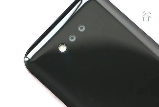 新榮耀Magic系列在影像和芯片優(yōu)化上會有巨大突破