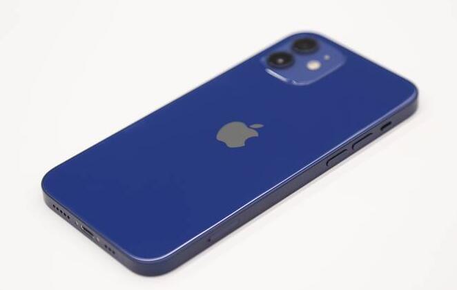 iPhone12的藍色版本很熱門 這樣的配色你喜歡嗎