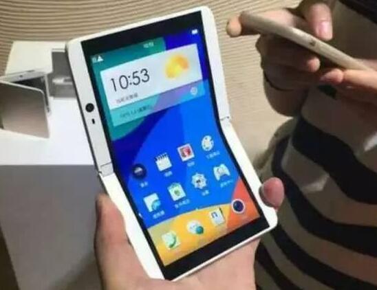 LG申請了專利：可折疊手機正在研發中