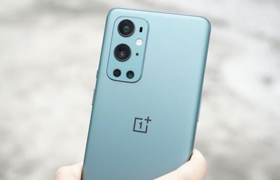 強大的影像系統搭配頂級屏幕：一加 9 Pro成為拍照手機領域明星級選手