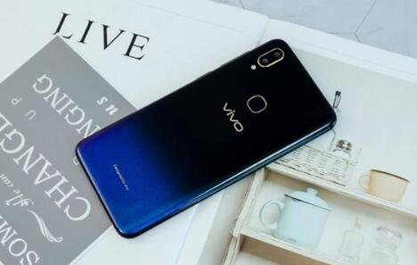 vivo新機揭開神秘面紗:配備驍龍870芯片和FHD+LCD超高刷直屏