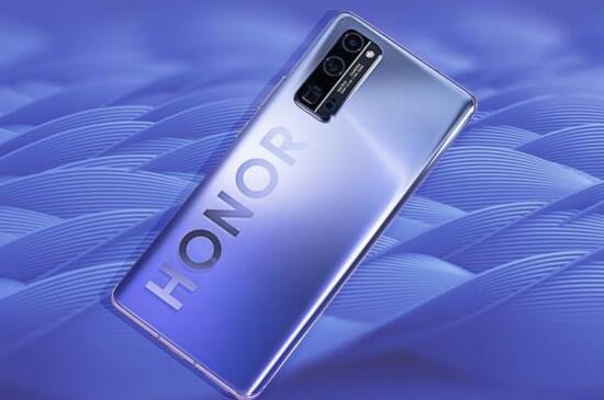 888 Plus芯片組將開始供與旗艦產品，榮耀可能成為其中之一