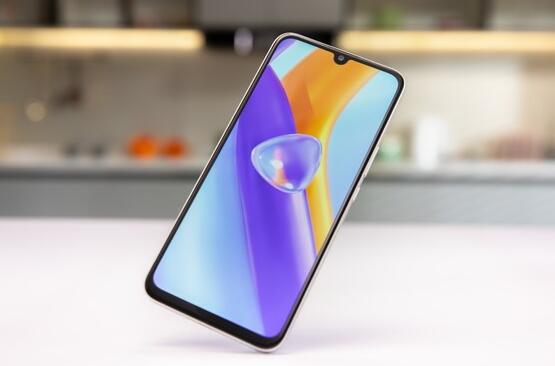 榮耀系列年度力作：榮耀Play5發布，采用創新單電芯雙回路方案