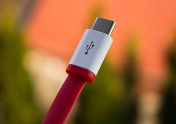 成都手機(jī)回收寄存:USB PD 快充標(biāo)準(zhǔn)也迎來了重大更新,最大輸出功率提升至 240W