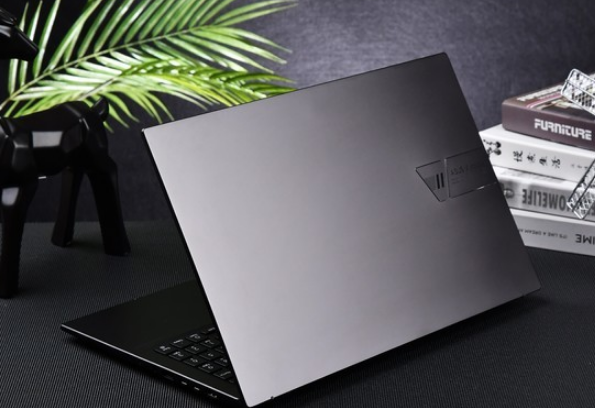 華碩無雙評測:英特爾Evo認證+首款120Hz OLED屏