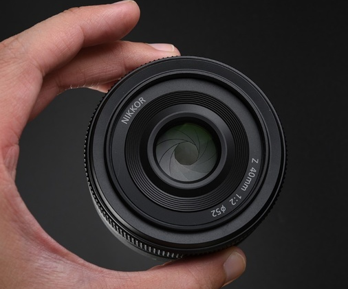 攝影愛好者需要幾支大光圈定焦鏡頭才夠用?愛押相機(jī)抵押來回答