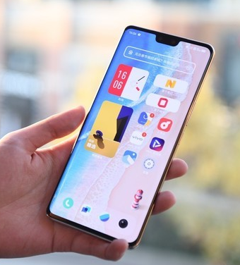 新機發(fā)布:OPPO Reno8 Pro鳶尾紫滿足你的夏日幻想